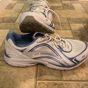 Ryka Sky Walk women tennis shoes sz 10 W.
